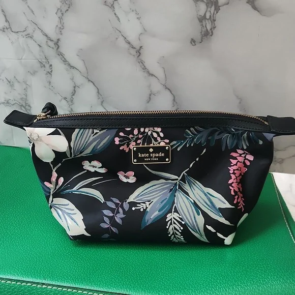 KATE SPADE FLORAL MAKEUP CASE - Picture 1 of 7